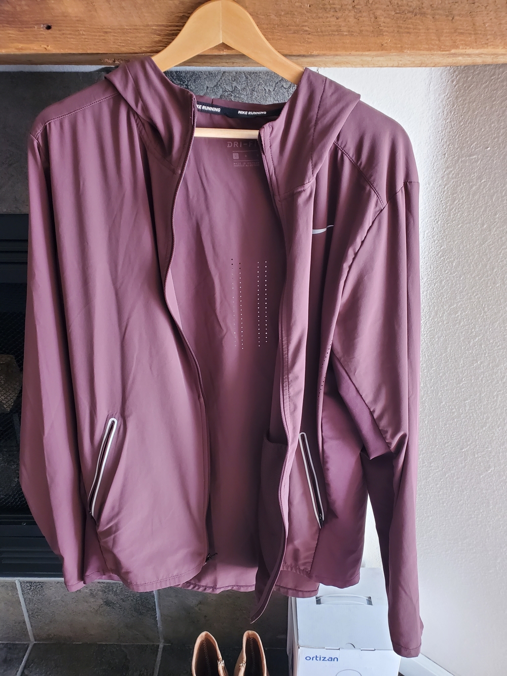 Nike Hooded Running Jacket - Mauve Plum